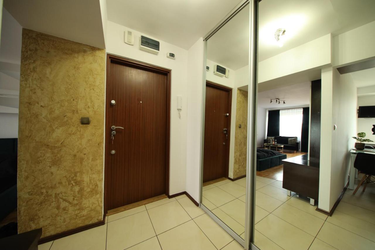 ורשה Bronco Apartments מראה חיצוני תמונה